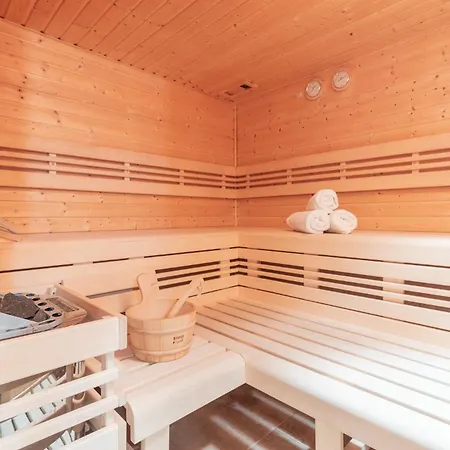 Apartment Chlustov Strazny