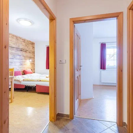 Apartment Chlustov *